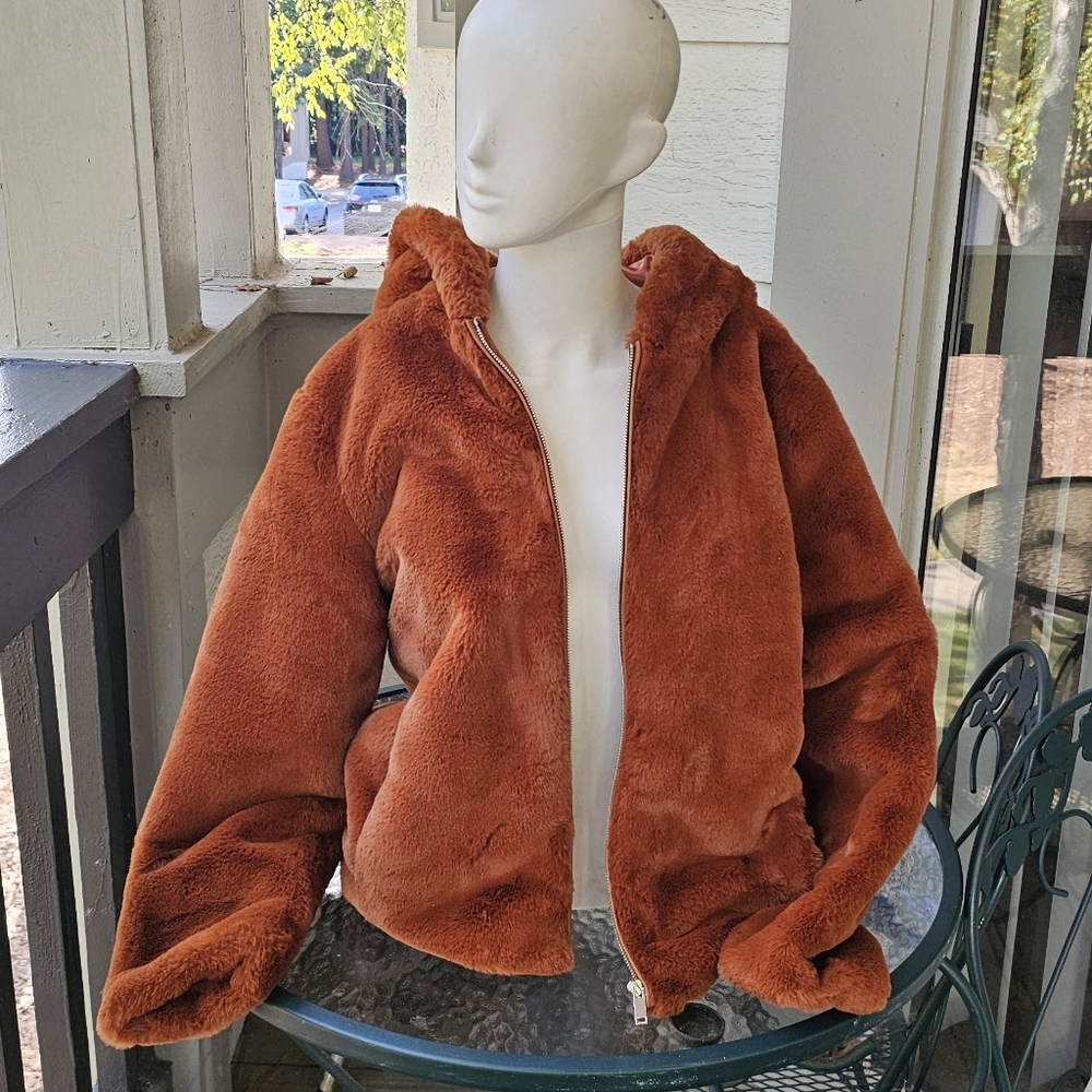 Rachel Zoe Extra Faux Fur Hooded Zip Up Jacket Coat Brown Cofee Nwt M